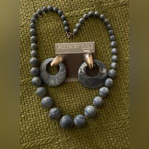80s Vintage Earrings & Necklace Set